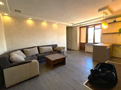2 otaqlı köhnə tikili - Yasamal q. - 50 m²
