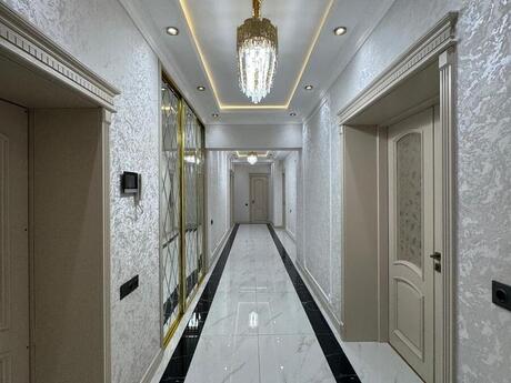 4 otaqlı mənzil, 240 m², Nəsimi: 780 000 ₼ 2