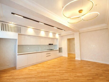 3-комн. новостройка - пос. Бакиханова - 100 м²
