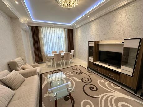 3 otaqlı yeni tikili - Elmlər Akademiyası m. - 130 m²