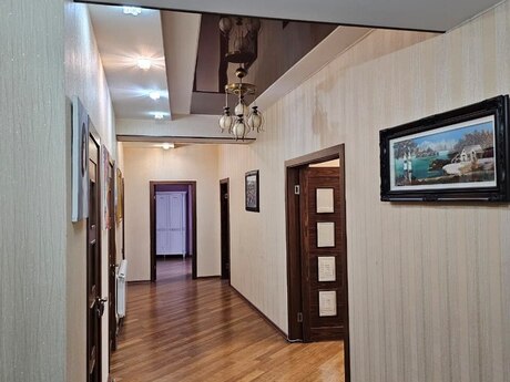 4 otaqlı yeni tikili - Elmlər Akademiyası m. - 200 m²