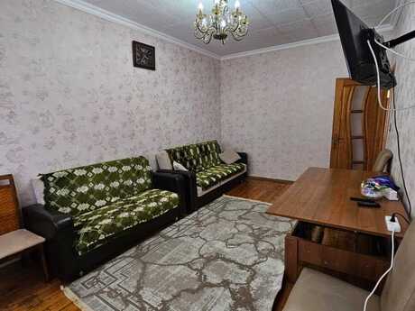 3 otaqlı köhnə tikili - Azadlıq Prospekti m. - 70 m²