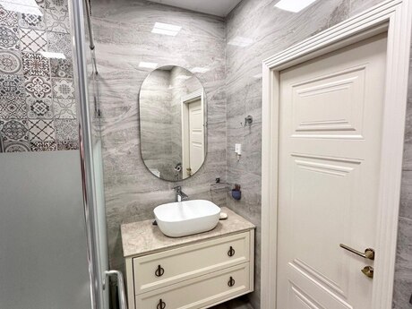 4 otaqlı köhnə tikili - Qara Qarayev m. - 85 m²