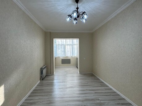 3 otaqlı köhnə tikili - Bakıxanov q. - 60 m²