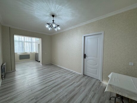 3 otaqlı köhnə tikili - Bakıxanov q. - 60 m²