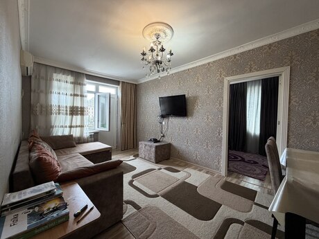 2 otaqlı köhnə tikili - Bakıxanov q. - 60 m²