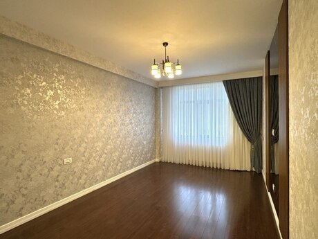 4 otaqlı yeni tikili - Azadlıq Prospekti m. - 215 m²