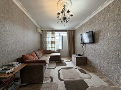 2 otaqlı köhnə tikili - Bakıxanov q. - 60 m²