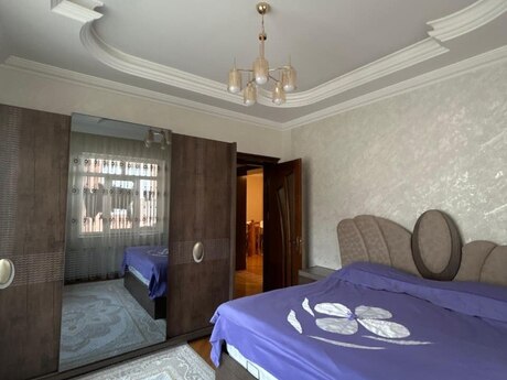 6 otaqlı həyət evi/bağ evi - Badamdar q. - 520 m²