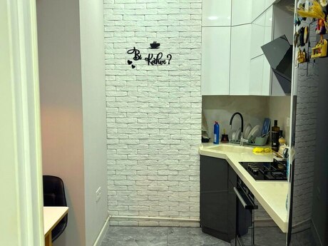 2-комн. новостройка - м. Ахмедлы - 80 м²