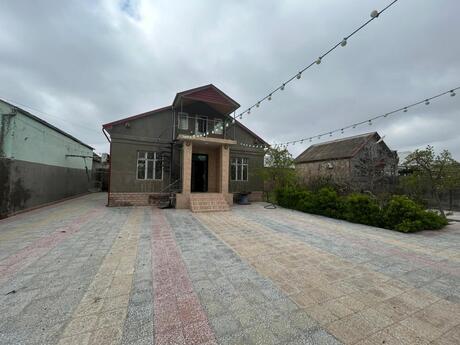 4 otaqlı həyət evi/bağ evi - Binə q. - 120 m²