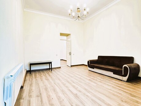 Obyekt - 28 May m. - 90 m²