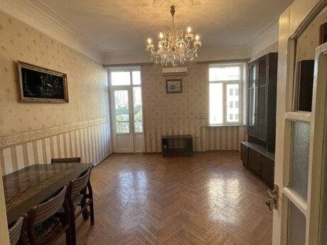 Elan №6027721 - Bakı, Nizami m., 3 otaqlı, 75 m², 5/5 mərtəbə