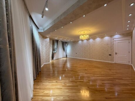 3 otaqlı mənzil, 142 m², Əhmədli: 310 000 ₼ 2