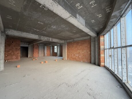 4 otaqlı yeni tikili - Elmlər Akademiyası m. - 200 m²