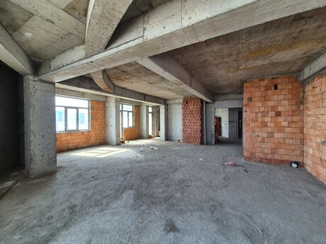 4 otaqlı yeni tikili - Elmlər Akademiyası m. - 200 m²