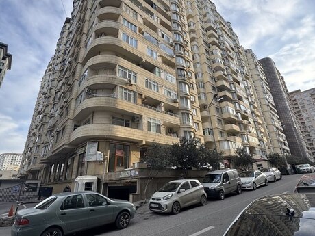 Elan №6028039 - Bakı, 8 Noyabr m., 1 otaqlı, 68 m², 15/18 mərtəbə