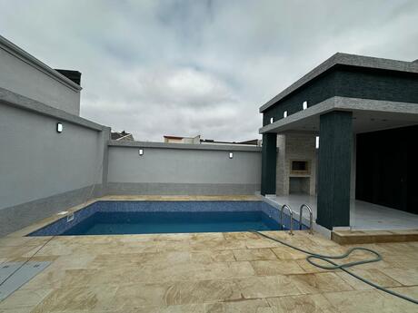 4 otaqlı həyət evi/bağ evi - Mərdəkan q. - 140 m²