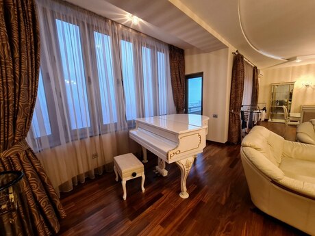 5 otaqlı yeni tikili - Elmlər Akademiyası m. - 300 m²