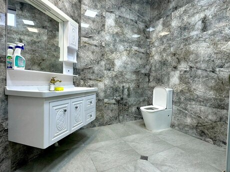 House with Garden, Villa For Sale