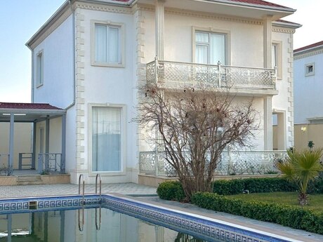 5 otaqlı həyət evi/bağ evi - Şüvəlan q. - 250 m²