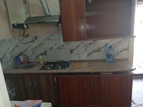 2 otaqlı həyət evi/bağ evi - Elmlər Akademiyası m. - 55 m²