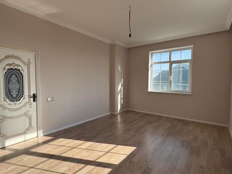 7 otaqlı həyət evi/bağ evi - Sumqayıt - 192 m²