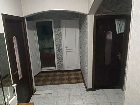 3 otaqlı köhnə tikili - Əhmədli m. - 80 m²