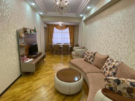 Объявление №6028235 - Баку, м. Иншаатчылар, 3-комн., 110 м², 4/19 этаж