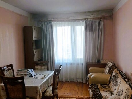 3 otaqlı köhnə tikili - Xalqlar Dostluğu m. - 75 m²