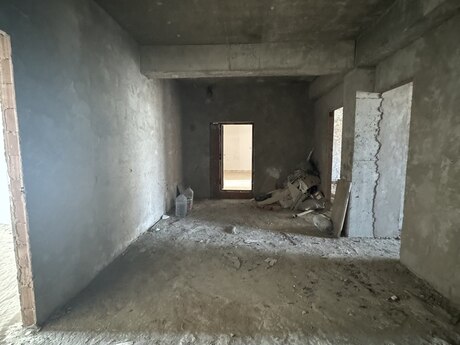 4-комнатная квартира, 196 м², Badamdar: 390 000 ₼ 2