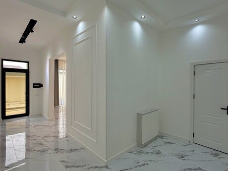 House with Garden, Villa For Sale