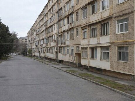 3 otaqlı köhnə tikili - Binəqədi r. - 75 m²