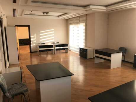 7 otaqlı ofis - 28 May m. - 250 m²