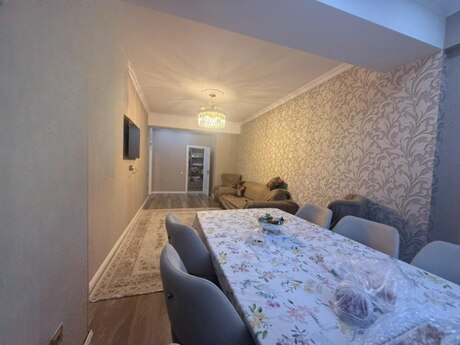 4 otaqlı yeni tikili - 28 May m. - 160 m²
