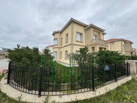 5 otaqlı həyət evi/bağ evi - Sea Breeze q. - 250 m²