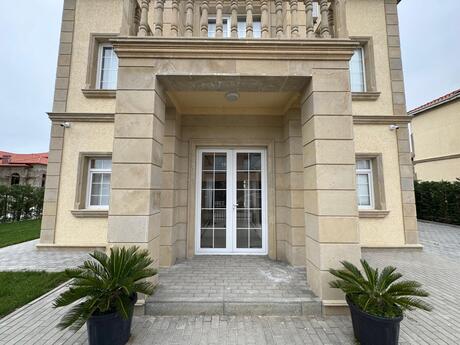5 otaqlı həyət evi/bağ evi - Sea Breeze q. - 250 m²
