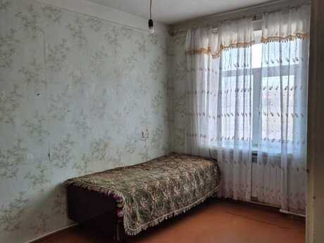 3 otaqlı köhnə tikili - Hövsan q. - 80 m²