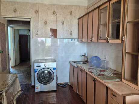 3 otaqlı köhnə tikili - Hövsan q. - 80 m²