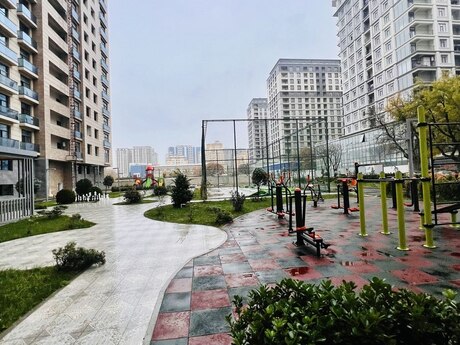 4 otaqlı yeni tikili - 28 May m. - 196 m²