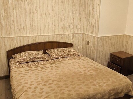 2 otaqlı köhnə tikili - Sahil m. - 69 m²