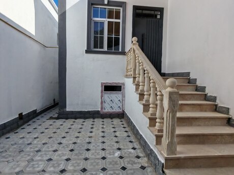 3 otaqlı həyət evi/bağ evi - Maştağa q. - 90 m²