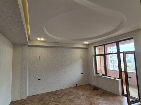 4 rooms · 160 m² · floor 4/17, 28 May