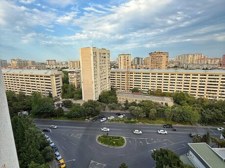 4 otaqlı yeni tikili - Azadlıq Prospekti m. - 165 m²