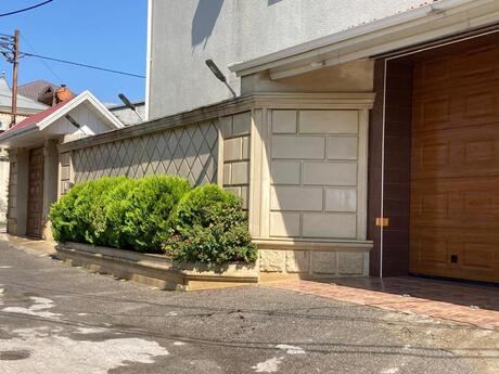 6 otaqlı həyət evi, 330 m², Xətai: 420 000 ₼ 2