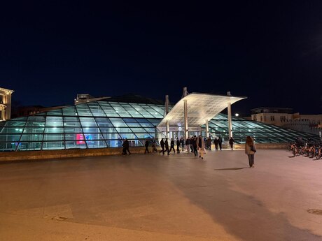 Объявление №6029645 - Баку, м. Ичеришехер, 8-комн., 370 м²