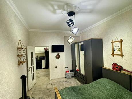 3-комн. новостройка - м. Ази Асланов - 105 м²
