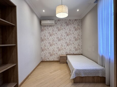 2 otaqlı köhnə tikili - Elmlər Akademiyası m. - 45 m²