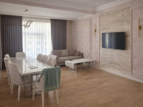 2 otaqlı yeni tikili - 28 May m. - 112 m²