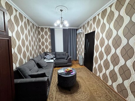 1 otaqlı köhnə tikili - Azadlıq Prospekti m. - 35 m²